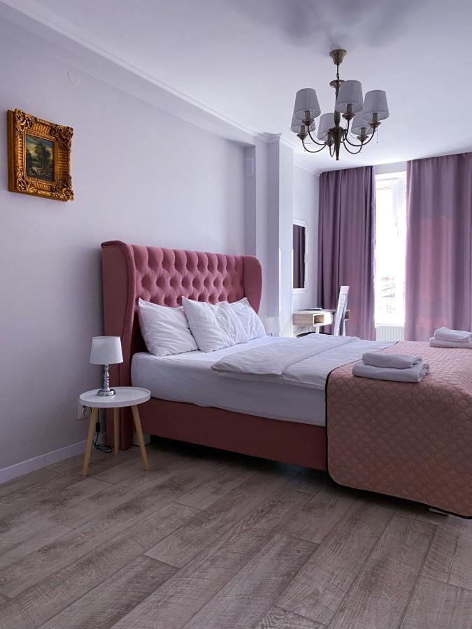 Opera Center Hotel & Apartments Lviv Exterior photo